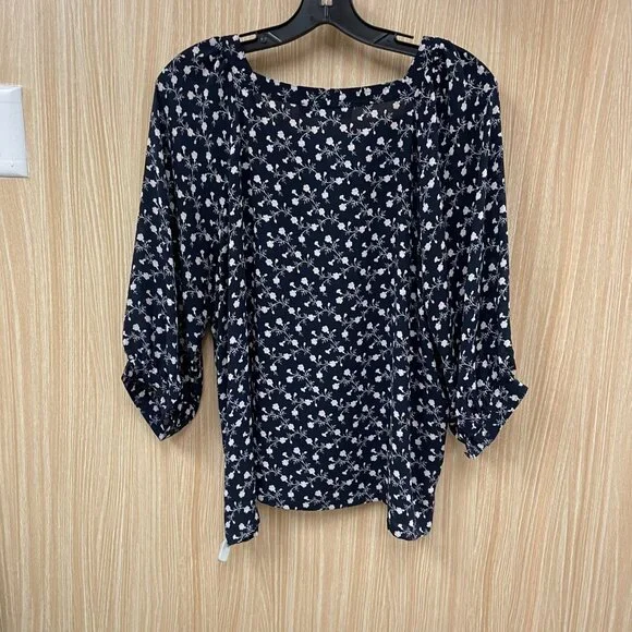 Loft Navy Floral Top Size LP - Picture 5 of 5